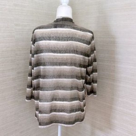 Chicos 3/4 sleeves light weight cardigan size 2  ( L 12 ) main image 4